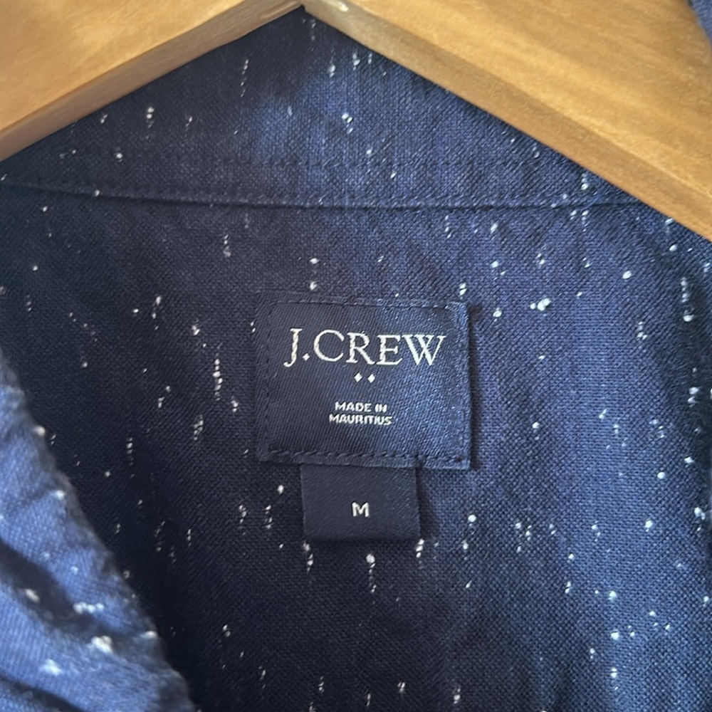 J. Crew Factory Men’s Navy Blue Speckle Button Down Shirt - Picture 2 of 6